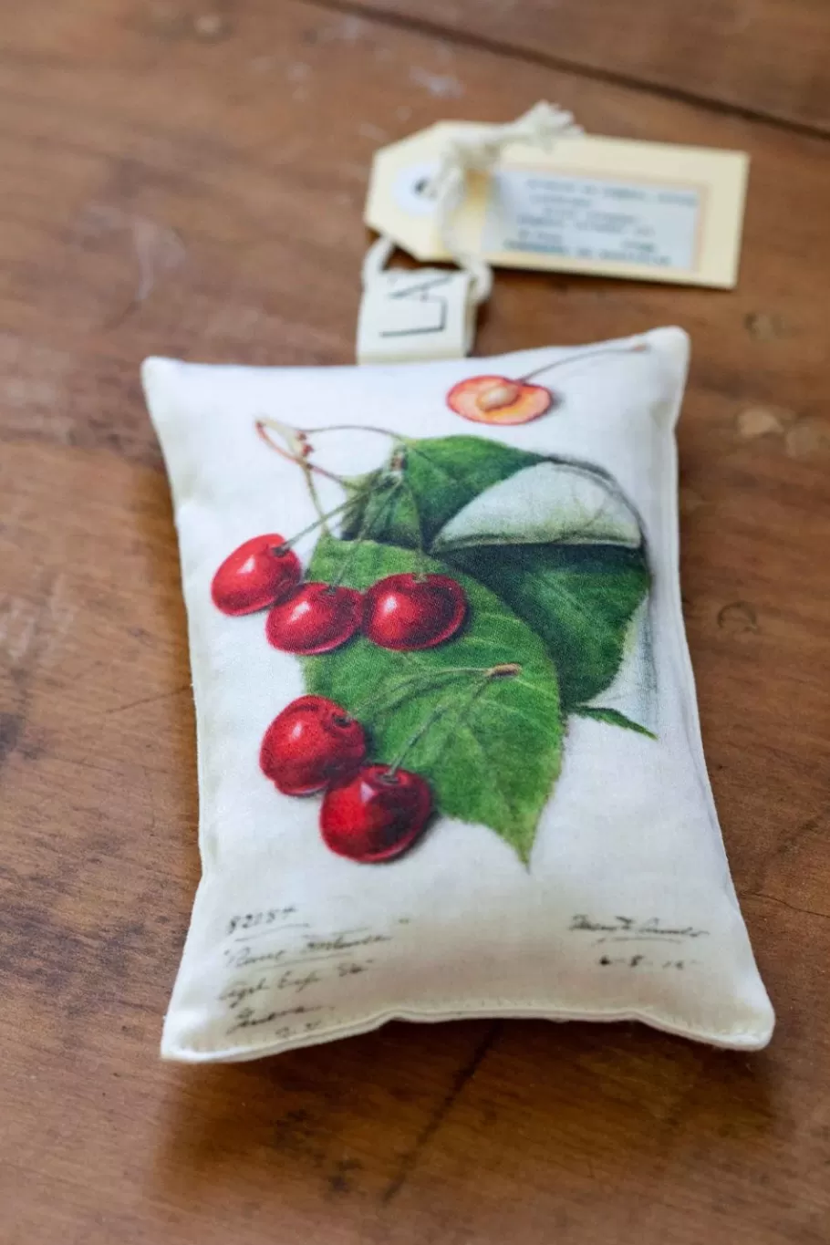 Women Lazybones Scented Sachet Prunus