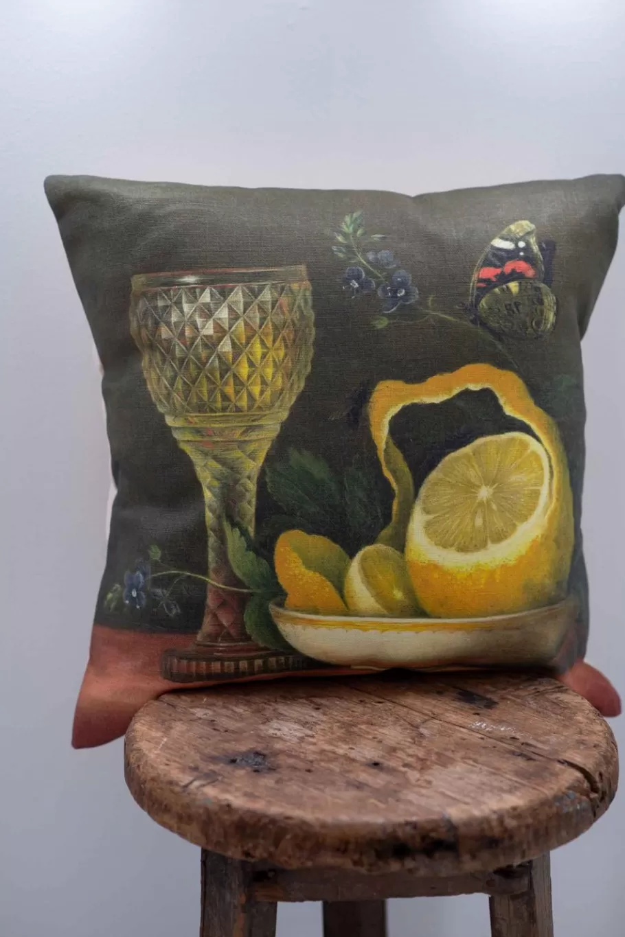 Women Lazybones Still Life With Lemon Cushion Cover *Linen